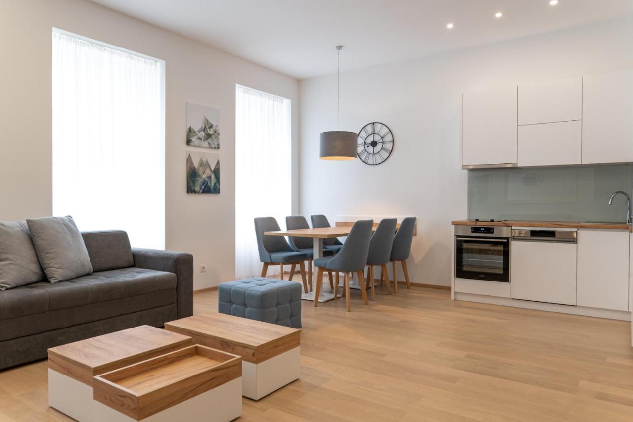 Modern 3 Room Apartment In A Prime Location 비엔나 외부 사진