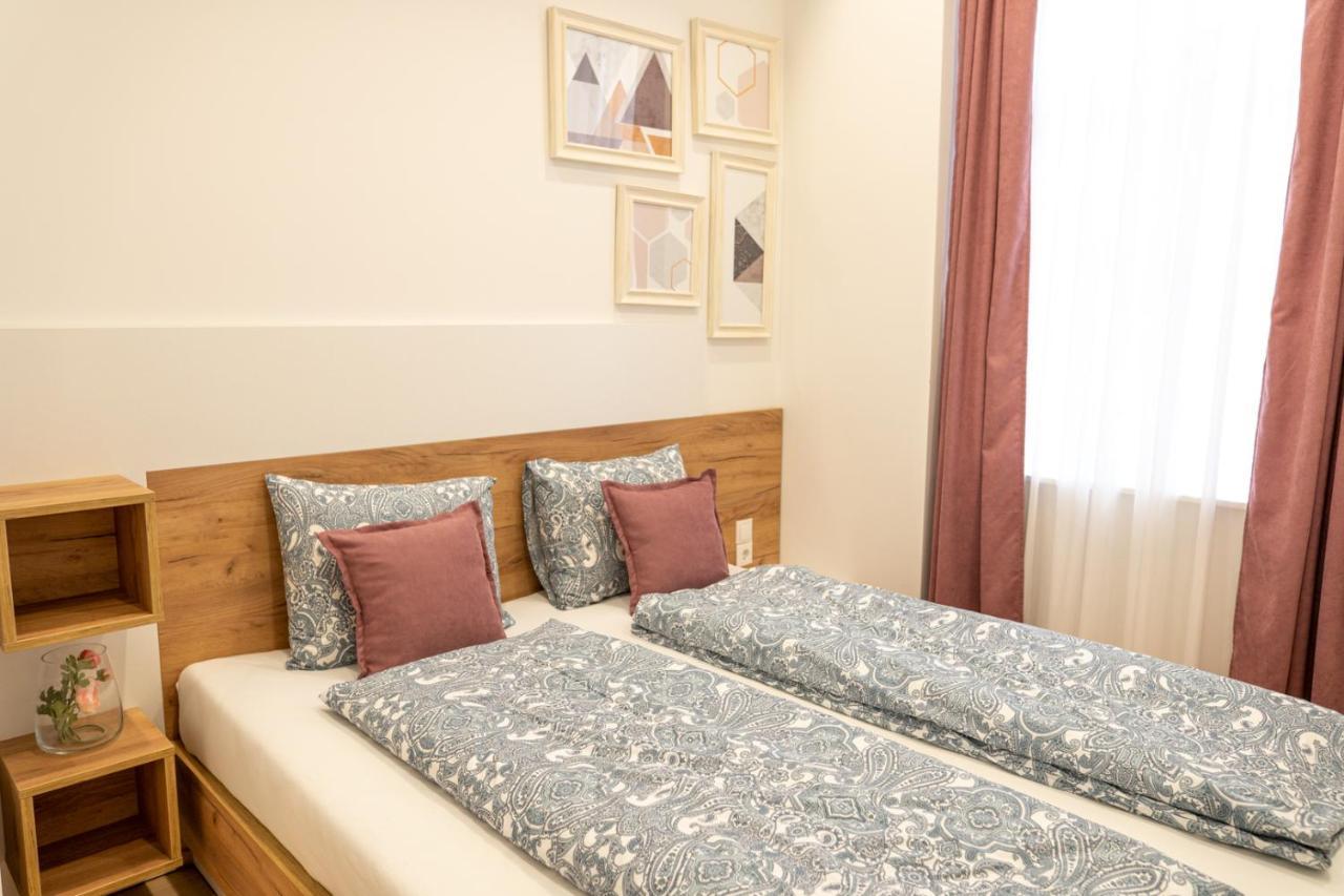 Modern 3 Room Apartment In A Prime Location 비엔나 외부 사진
