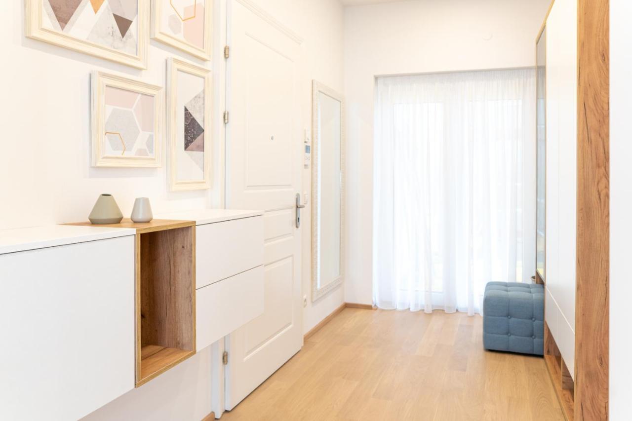 Modern 3 Room Apartment In A Prime Location 비엔나 외부 사진